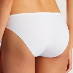AubadeCulotte bresilienne blanche en dentelle- Danse des Sens