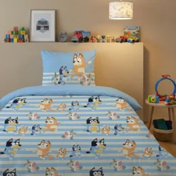 AymaxParure housse de couette enfant mixte BLUEY bleu rayure réversible en coton 140x200 cm + 1 taie
