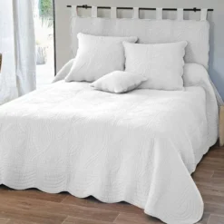 BecquetBoutis ou couvre lit uni en coton blanc écru - BAILLARGUES