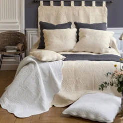 BecquetChemin de lit uni en boutis 50 x 200 cm - Blanc