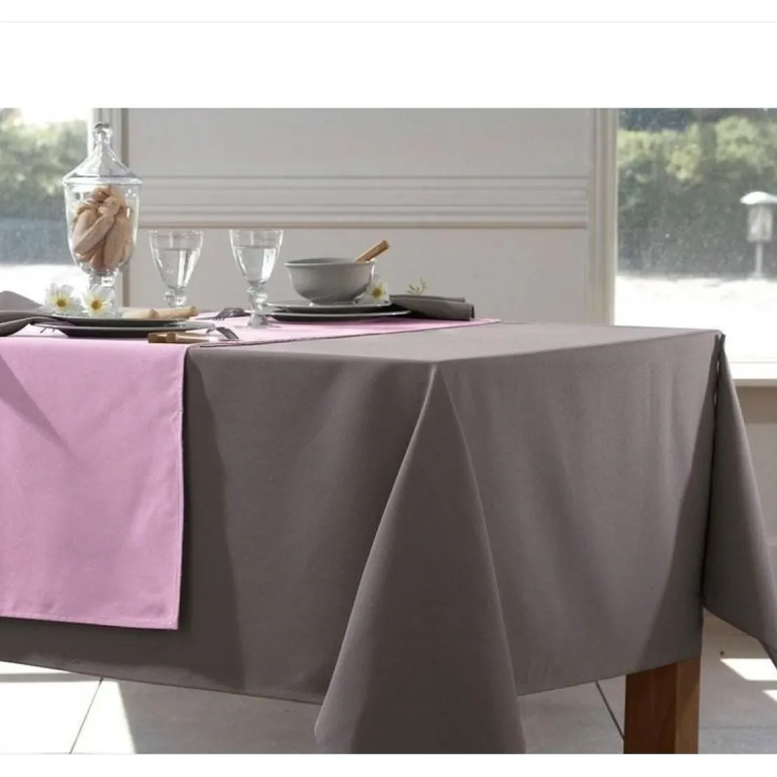 BecquetChemin De Table Entretien Facile - Beige