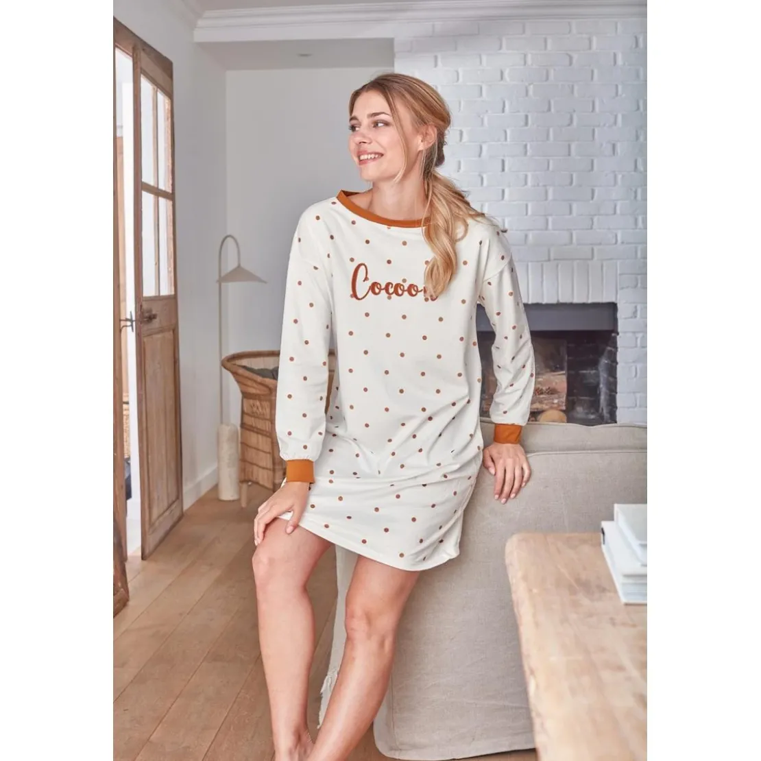 BecquetChemise de nuit en polyester DOTSNUIS - blanc cassé