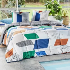 BecquetCouette chaude en polyester DÉCO DOUBLE FACE motif graphique