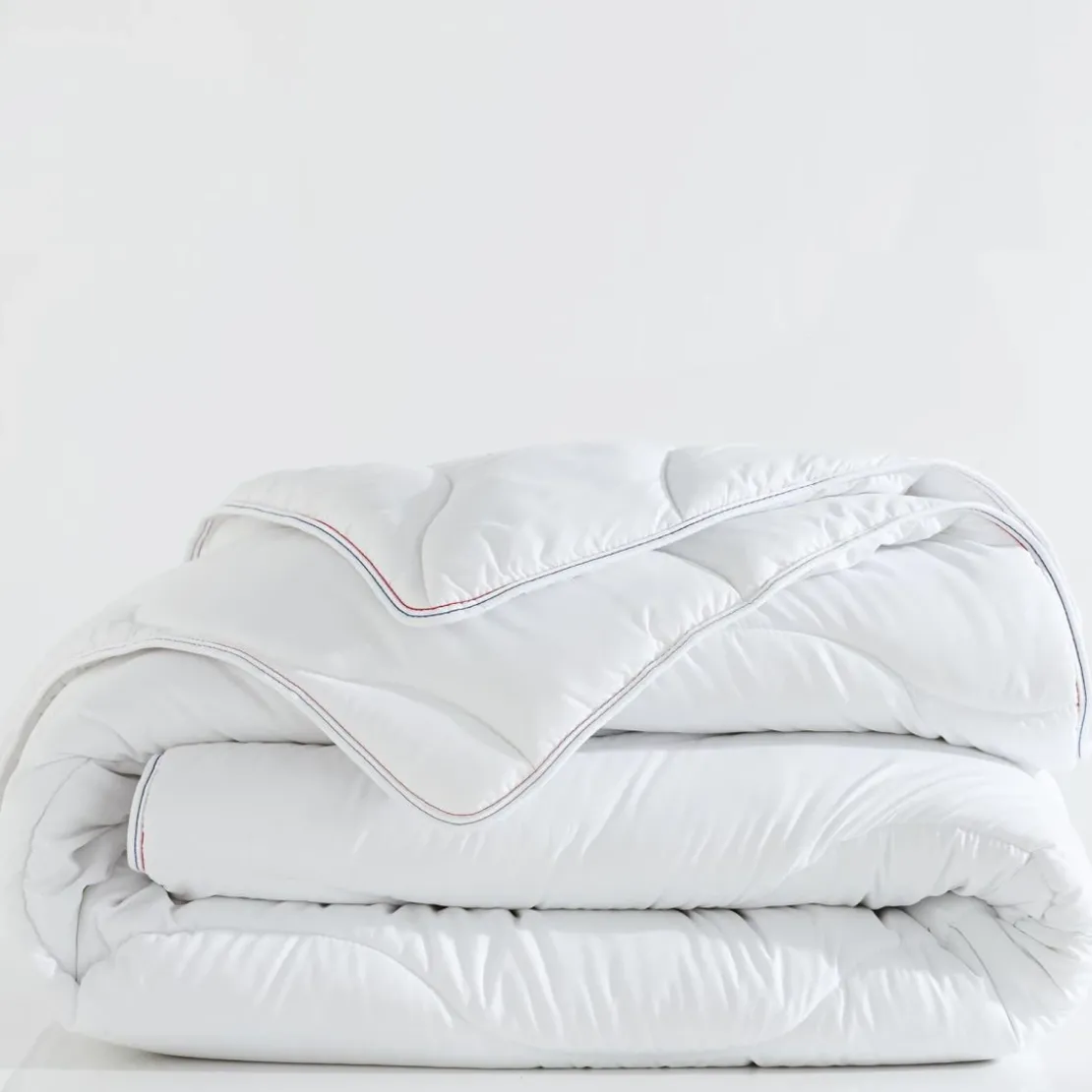 BecquetCouette C+SUR ANTIACARIEN écoresponsable tempérée - blanc