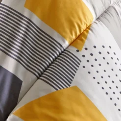 BecquetCouette double face légère 200 g/m² jaune réversible à motifs géométriques - GEO