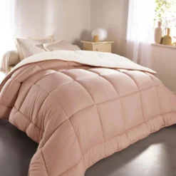 BecquetCouette double face tempérée 200 g/m² beige rosé - MICROFIBRE POLAIRE