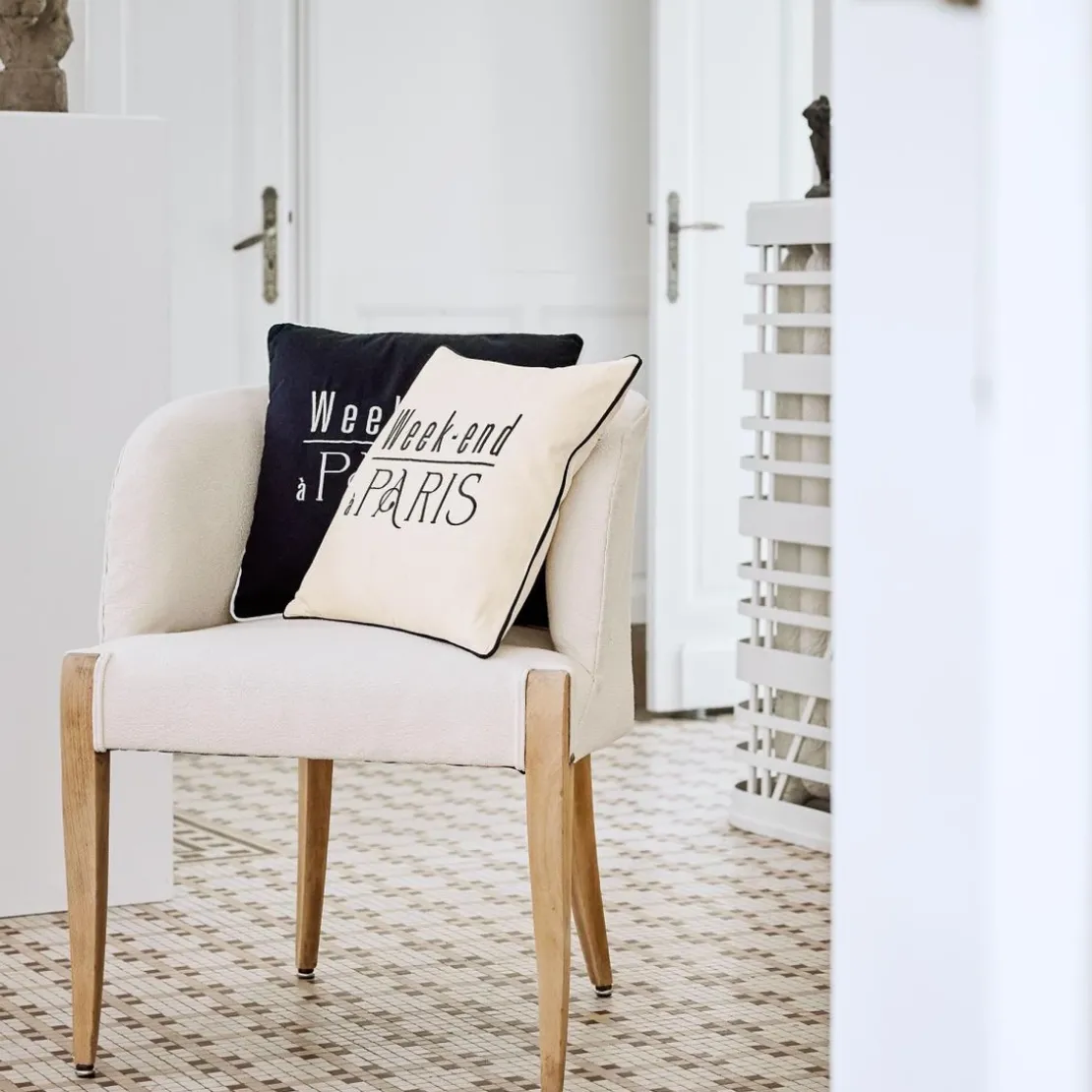 BecquetCoussin noir - WEEK-END PARIS