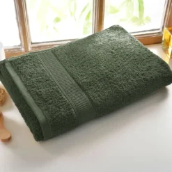 BecquetDrap de bain coton prélavé 420 g/m² CLAIRE - vert olive