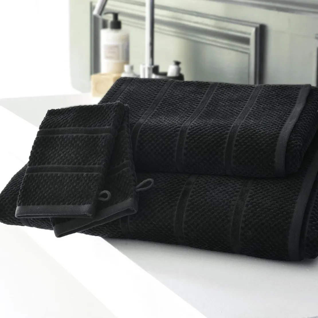 BecquetDrap de bain coton velours éponge noir ALICIASERV