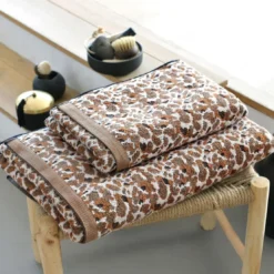 BecquetDrap de bain en coton 520 g/m² marron motif léopard - Collection EP. LEOPA