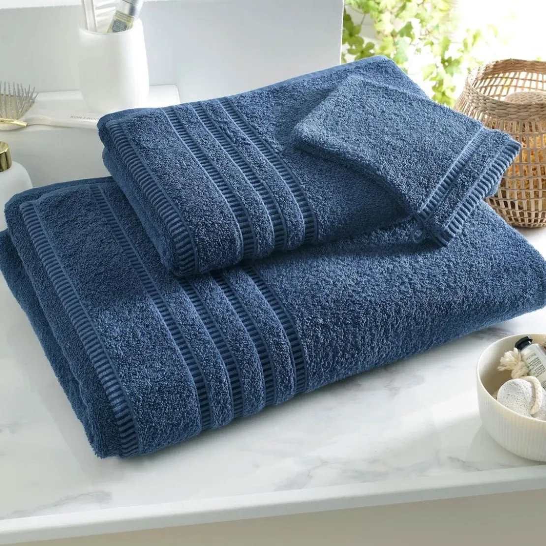 BecquetDrap de bain et serviette de toilette en coton 470 g/m² bleu marine - BANDESECHELLE