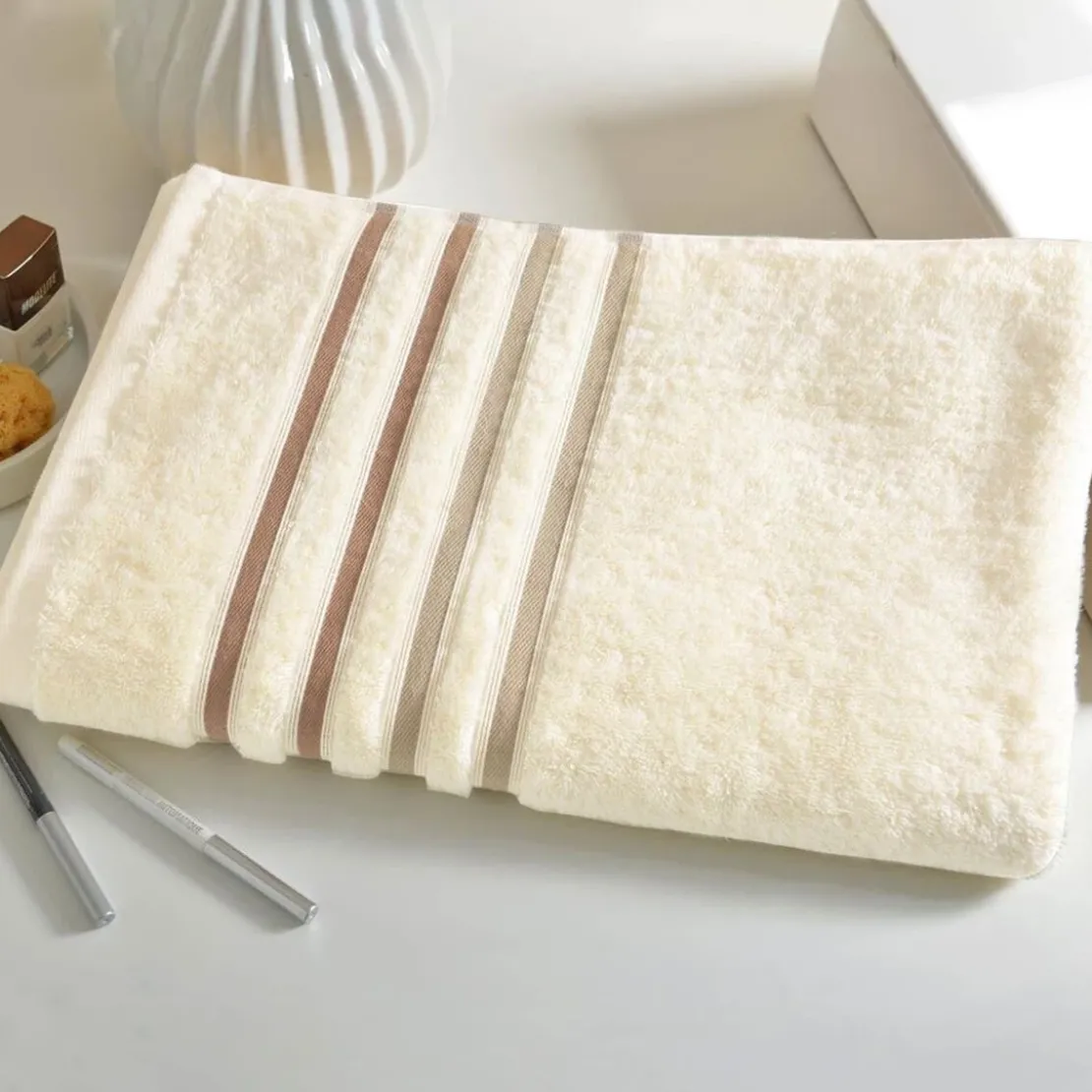 BecquetDrap de bain extrasoft 560g/m2 - blanc écru