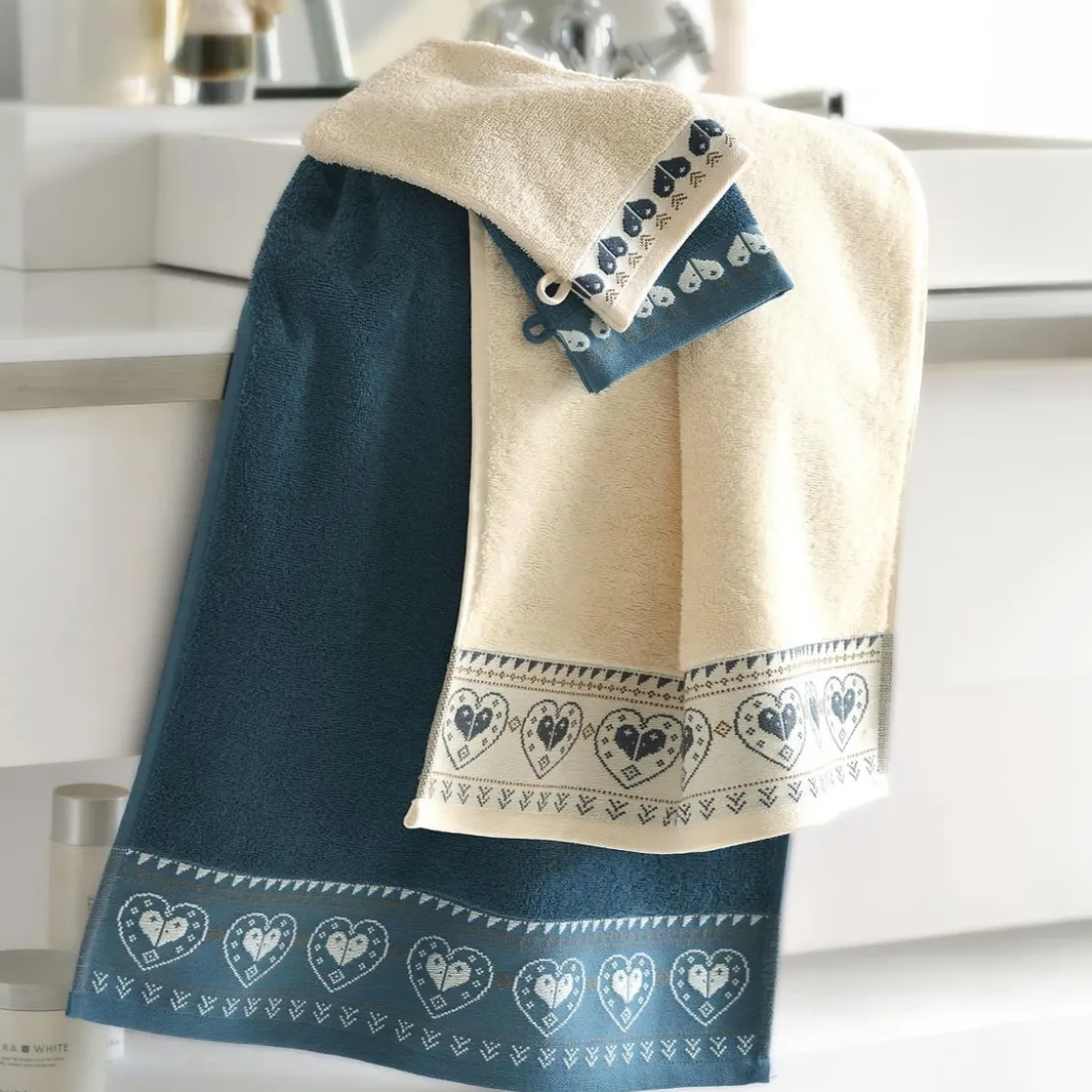 BecquetDrap de bain 70x140 RECIT D'HIVER - blanc ivoire