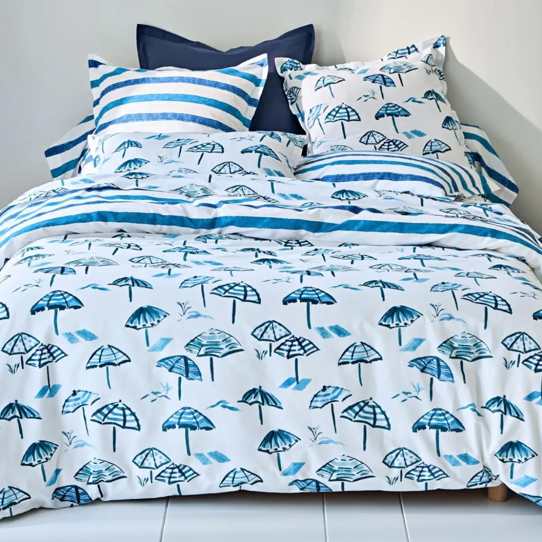 BecquetDrap housse coton blanc à rayures bleues - PARASOL