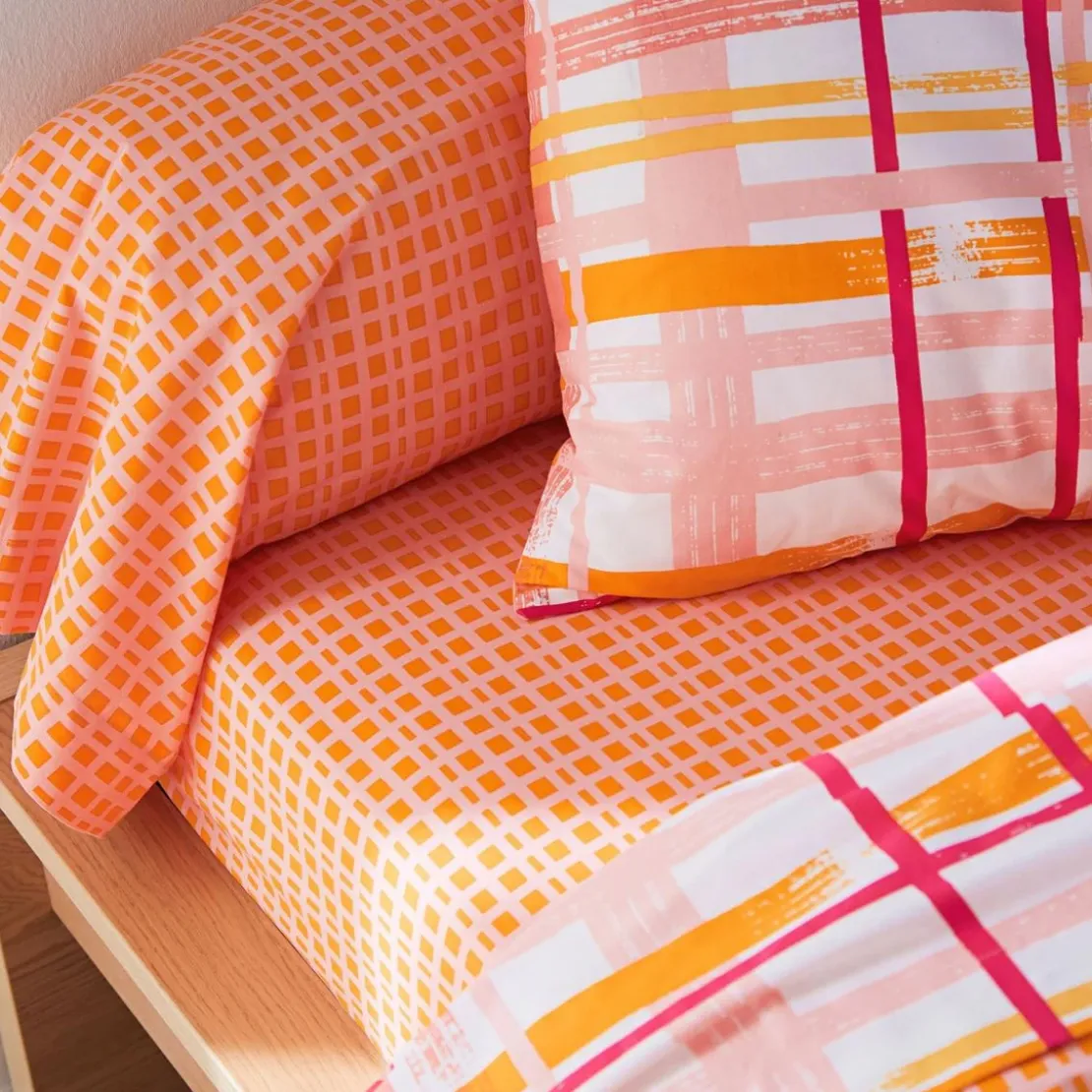 BecquetDrap housse en coton ACIDULEE carreaux graphiques multicolore