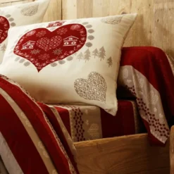 BecquetDrap-housse en flanelle rouge à motif cœurs - VALMOREL