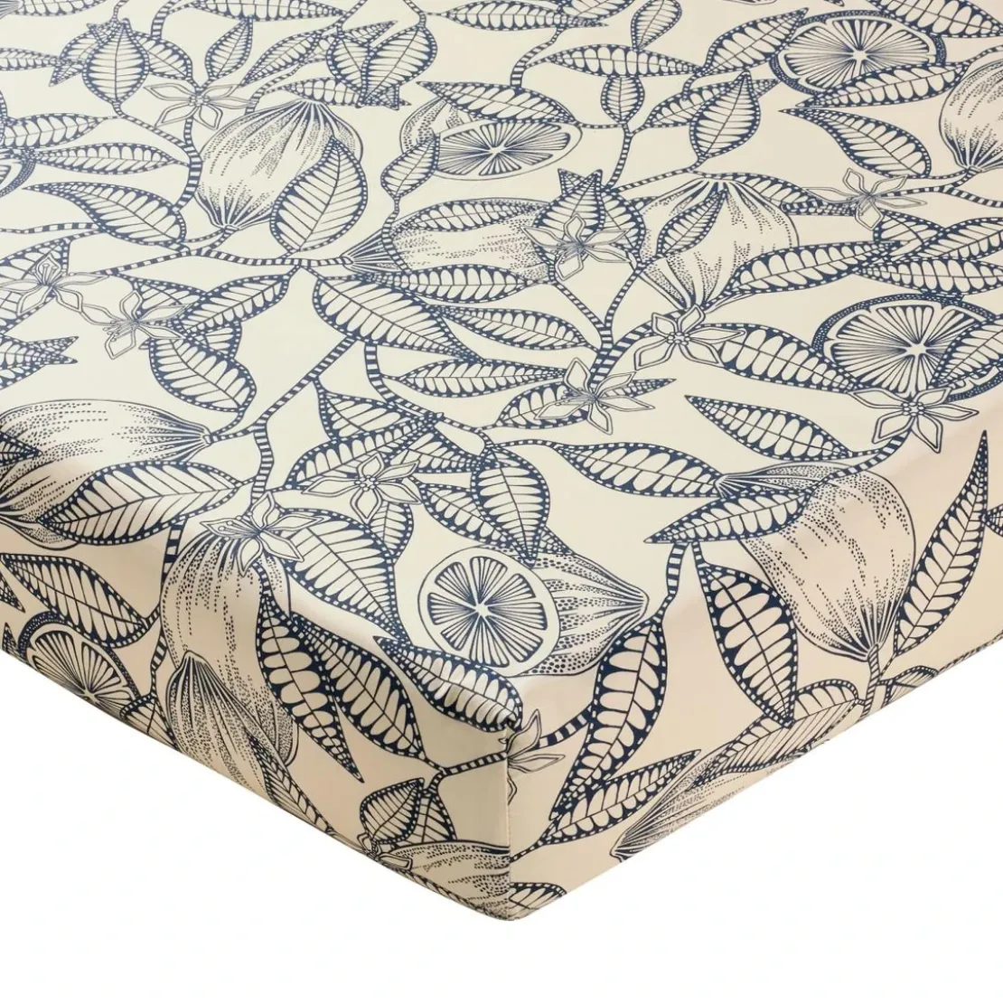 BecquetDrap-housse en percale de coton écru à motif tropical - CITRONNADE