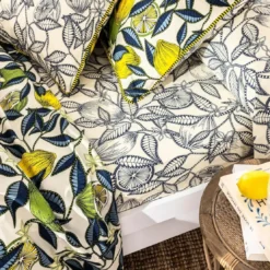 BecquetDrap-housse en percale de coton écru à motif tropical - CITRONNADE