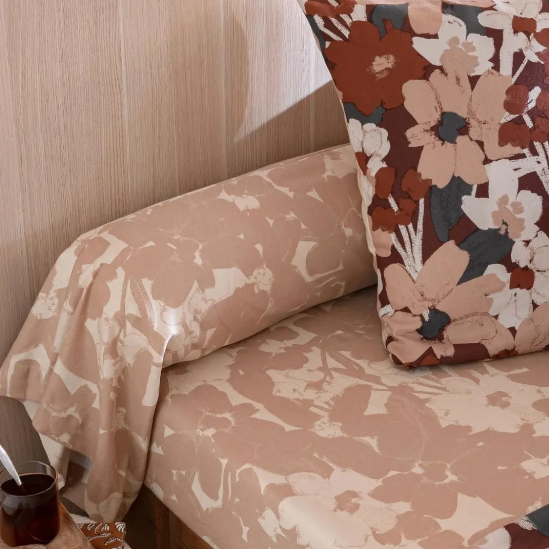 BecquetDrap housse flanelle beige rosé motif floral ton sur ton - Collection NOTE D'OR