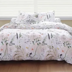 BecquetDrap housse percale de coton blanc motif végétal multicolore - Collection FRAICHEUR