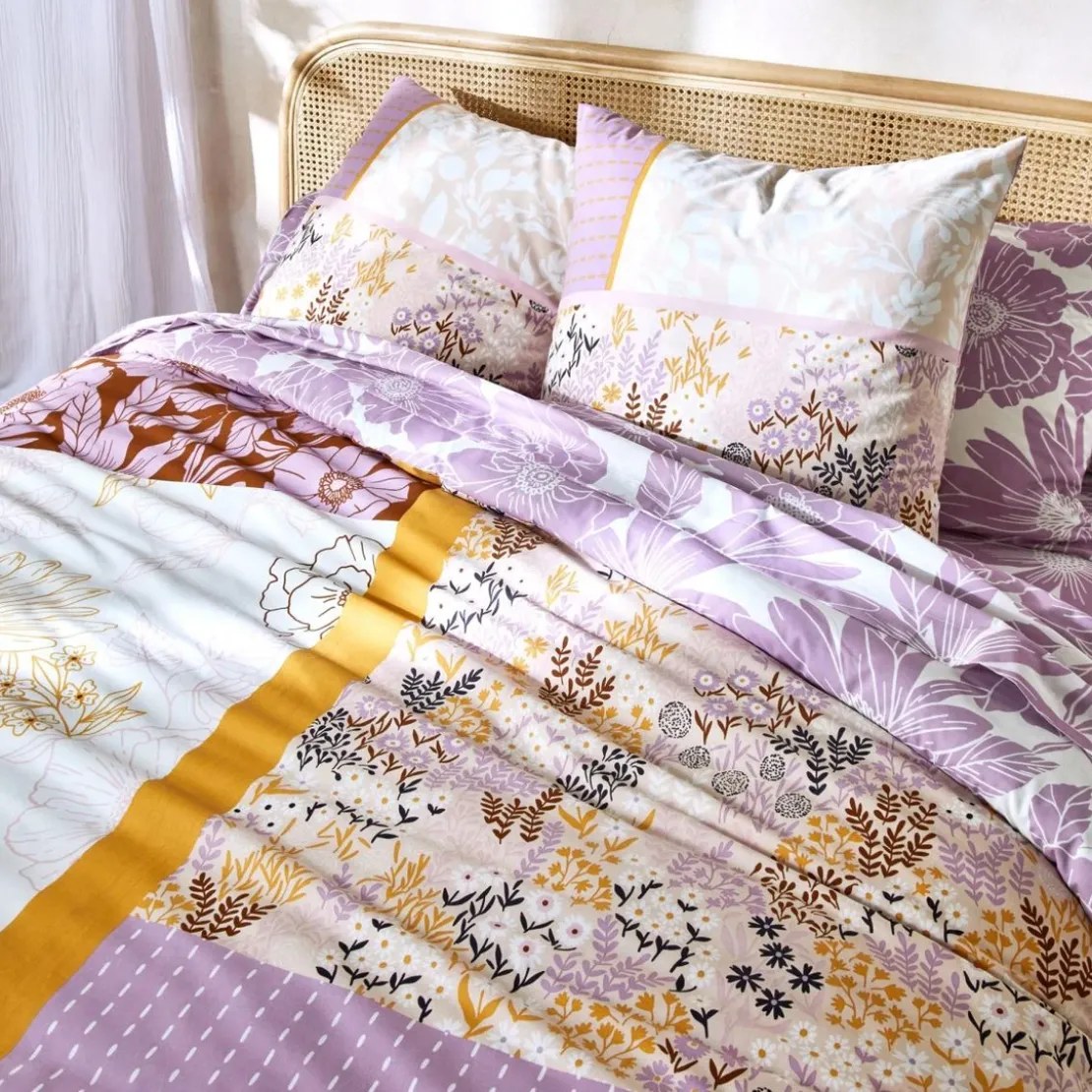 BecquetDrap plat en coton POETIQUE à motifs fleuris violet