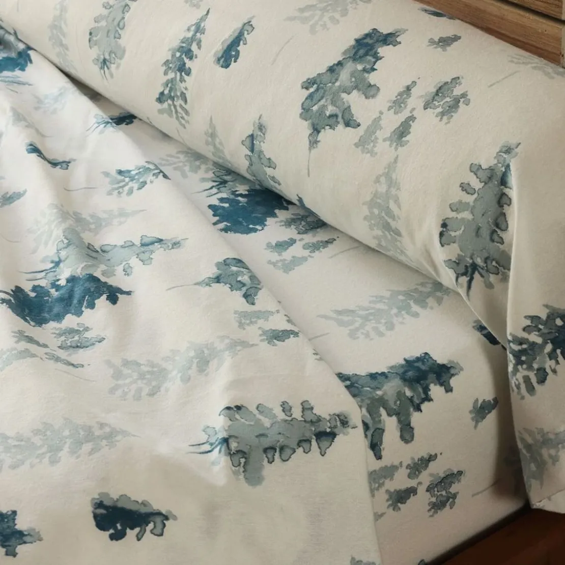 BecquetDrap plat en flanelle écru imprimé montagne bleue - BLUE SALEN