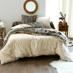 BecquetDrap plat en flanelle sable à motif graphique effet bois écru - TOPO