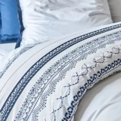 BecquetDrap plat en percale de coton frises brodées CUPTEA bleu marine