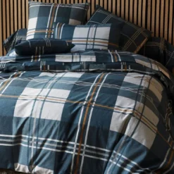BecquetDrap plat en percale de coton bleu marine à carreaux - CHRISTOPHE