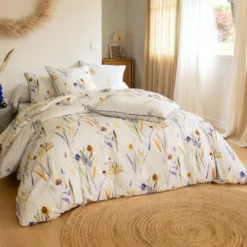 BecquetDrap plat en percale de coton écru à motif floral - ALBA