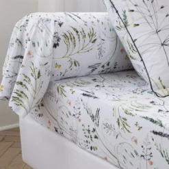 BecquetDrap plat percale de coton blanc motif floral multicolore - Collection FRAICHEUR