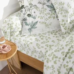BecquetDrap plat percale de coton blanc floral vert - VERONIKA