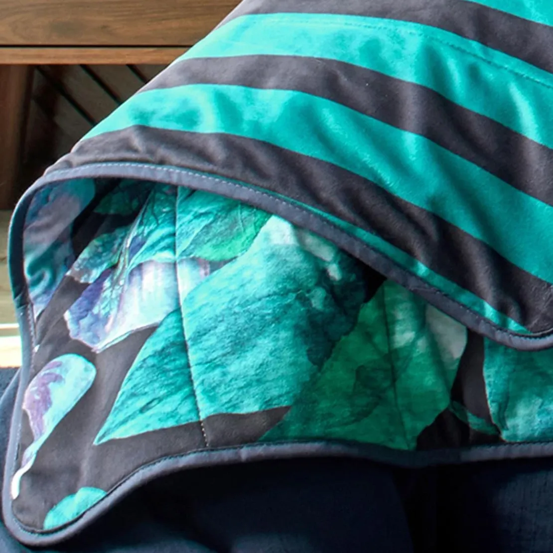 BecquetÉdredon léger en polyester MISTERIOSO – Vert