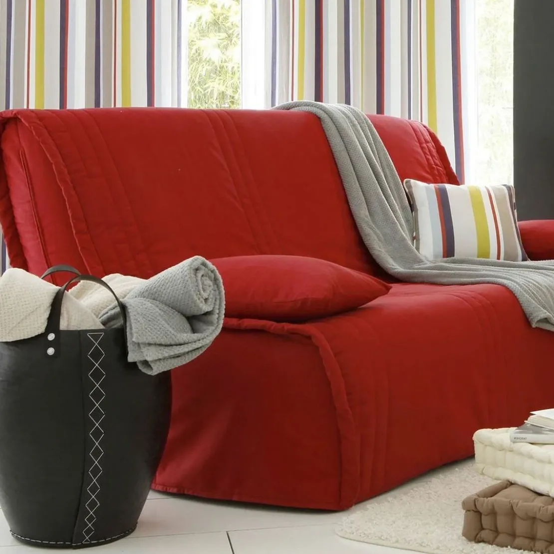 BecquetHousse BZ matelassée en polyester rouge brique - KEVARA