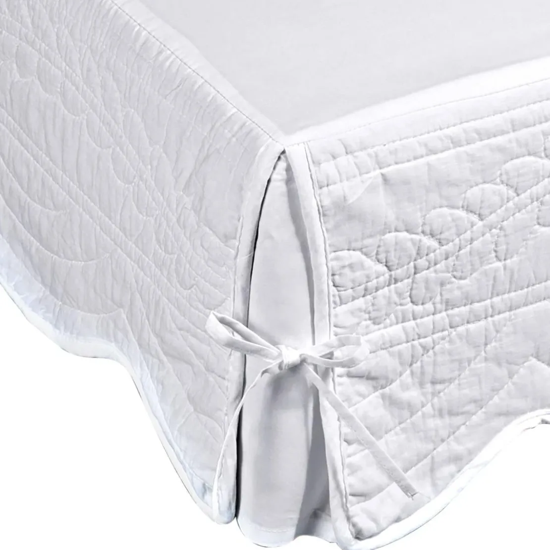 BecquetHousse cache-sommier blanche en boutis - BAILLARGUES