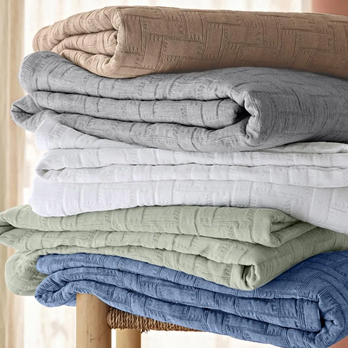 BecquetHousse coussin, oreiller tissé en polyester jacquard floqué CL.LADRI vert