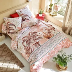 BecquetHousse de couette en coton réversible OASIS motif exotique - rose