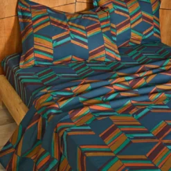 BecquetHousse de couette en coton réversible JEUX GRAPHIQUES style chevrons - vert foncé