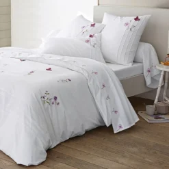 BecquetHousse de couette en percale de coton réversible DR.LORENZA à motif floral brodé - Blanc