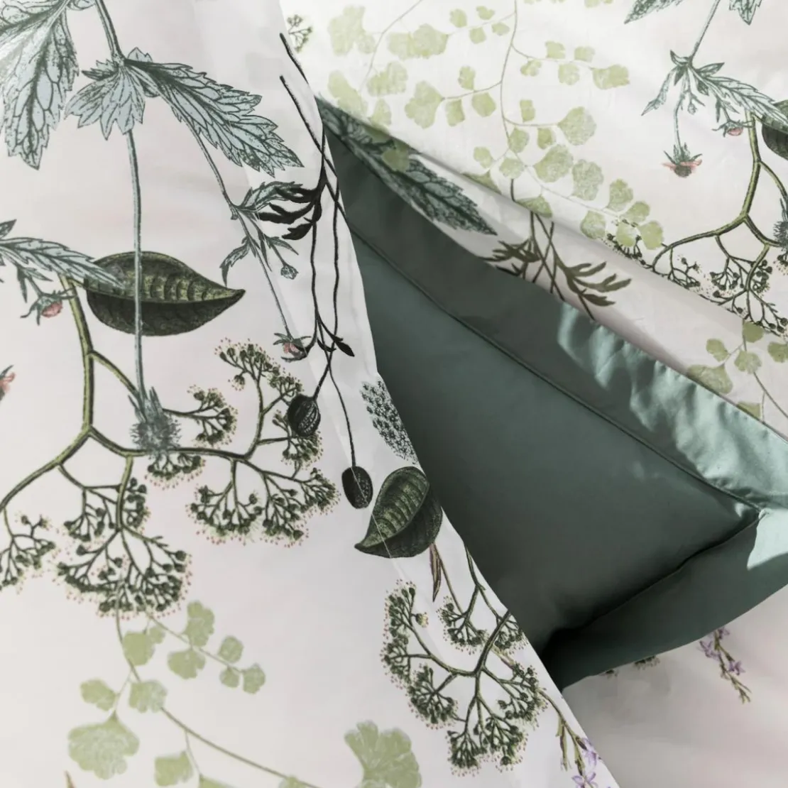 BecquetHousse de couette percale de coton blanche florale verte réversible - VERONIKA