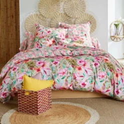 BecquetHousse de couette réversible en coton rose poudré à motif tropical - VIBRANTE