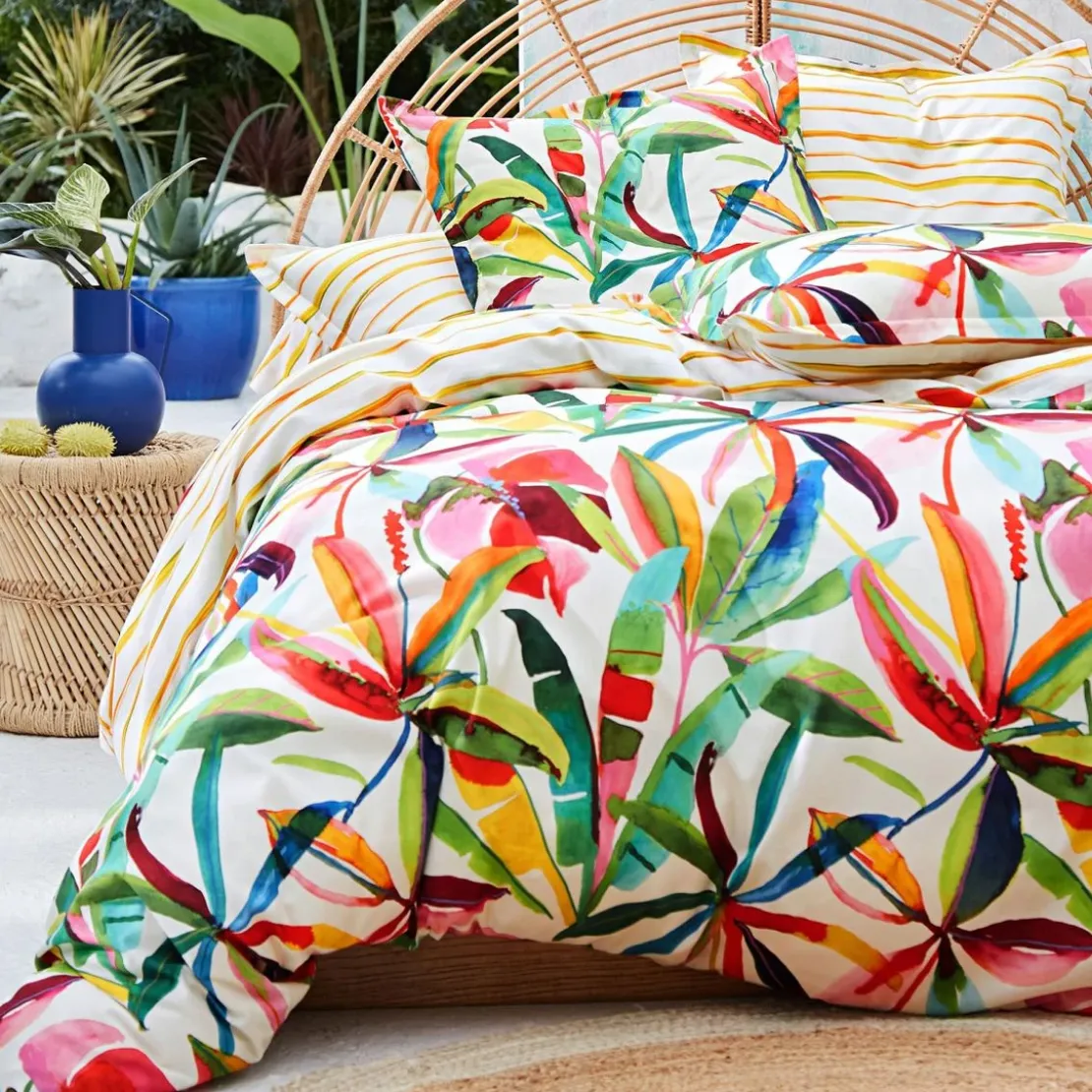 BecquetHousse de couette réversible en coton écru à motif tropical multicolore - IPANEMA