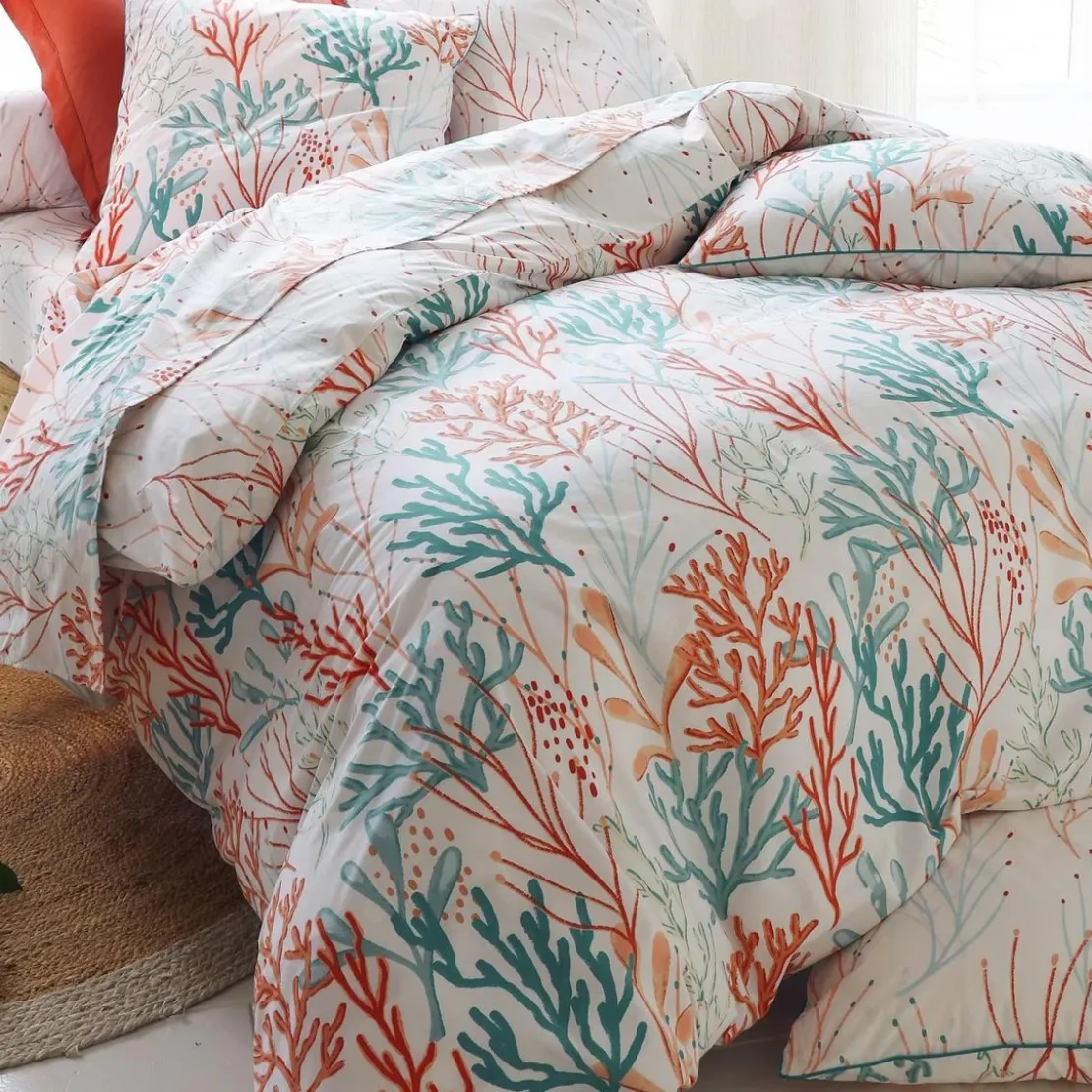 BecquetHousse de couette réversible en percale de coton écru - CORAL REEF