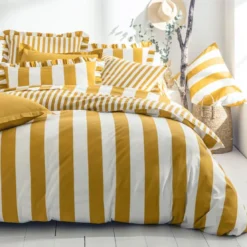 BecquetHousse de couette réversible en coton jaune ocre à rayures - ANDERSON