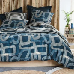 BecquetHousse de couette réversible en coton bleu à motif graphique - MARTIAL