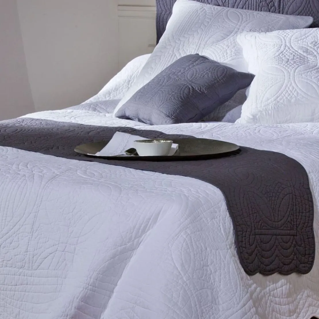 BecquetHousse de coussin boutis en coton BAILLARGUES blanc