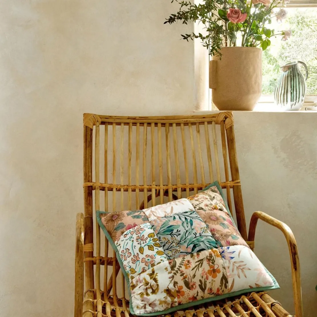 BecquetHousse de coussin en coton multicolore - POETIQUE