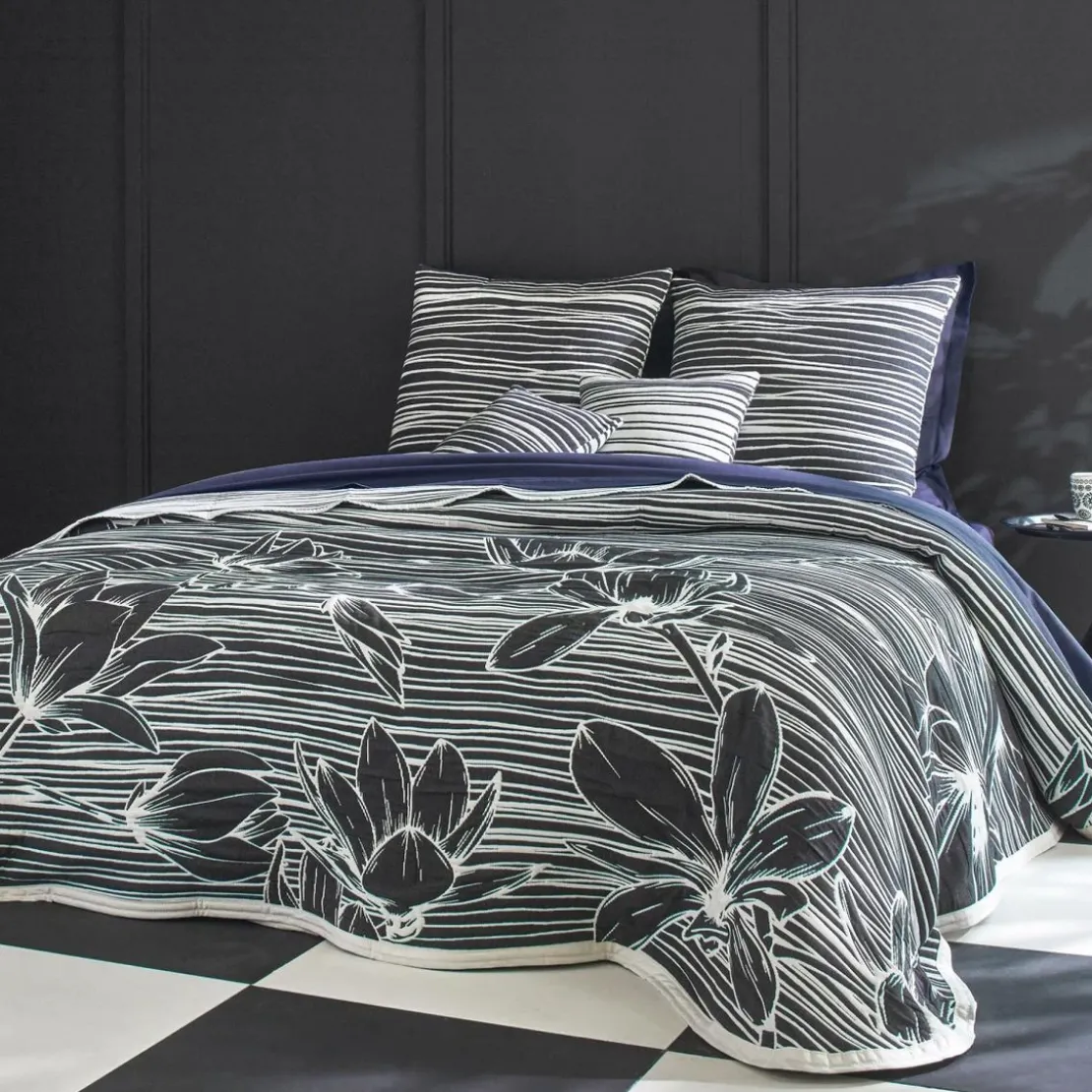 BecquetHousse de coussin en polyester écru à rayures noires - CHARLINE