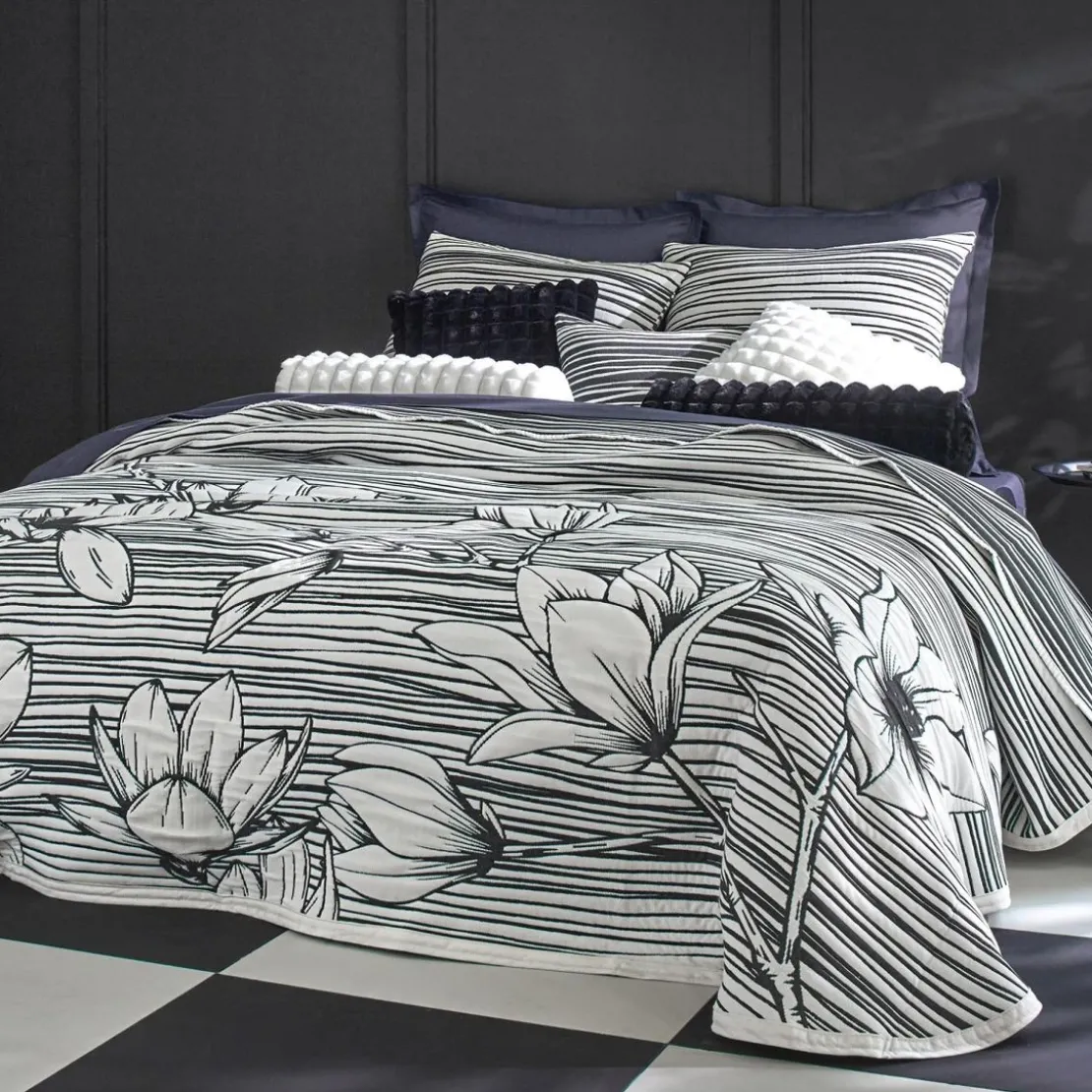 BecquetHousse de coussin en polyester écru à rayures noires - CHARLINE