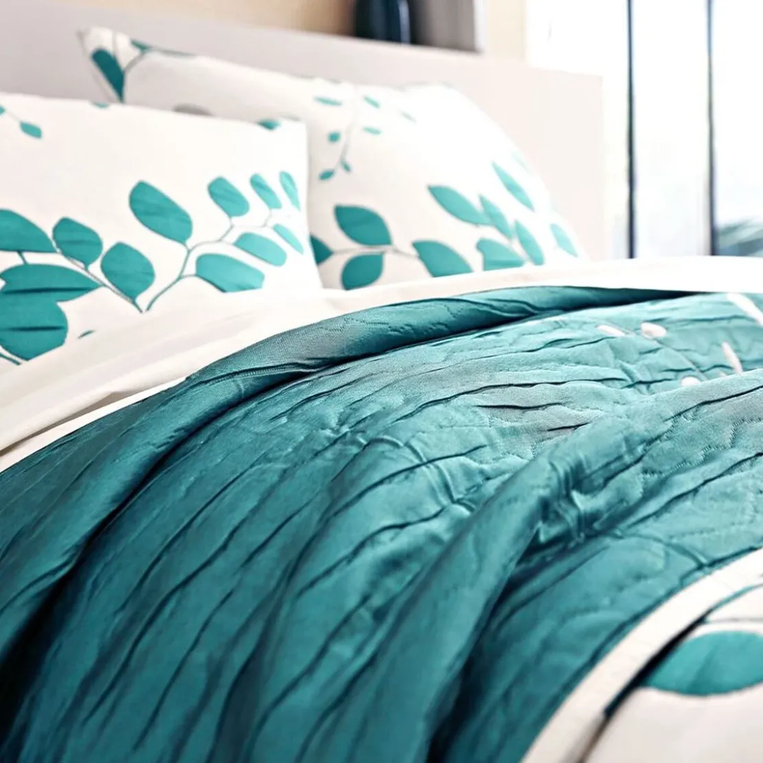BecquetHousse de coussin jacquard motif végétal FANNY - Turquoise